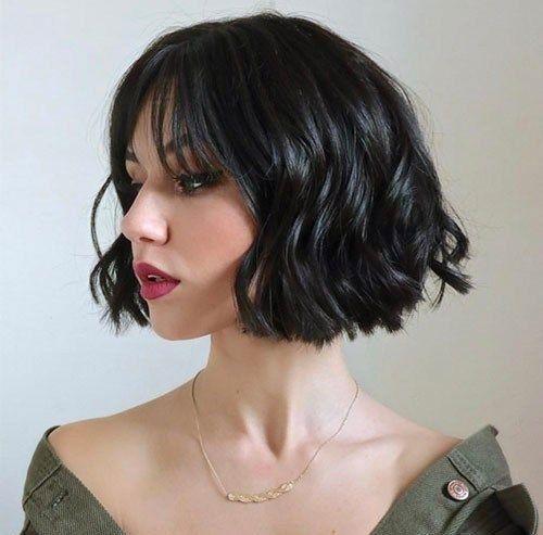 γαλλικό_καρέ_σε_κυματιστά_μαλλιά_