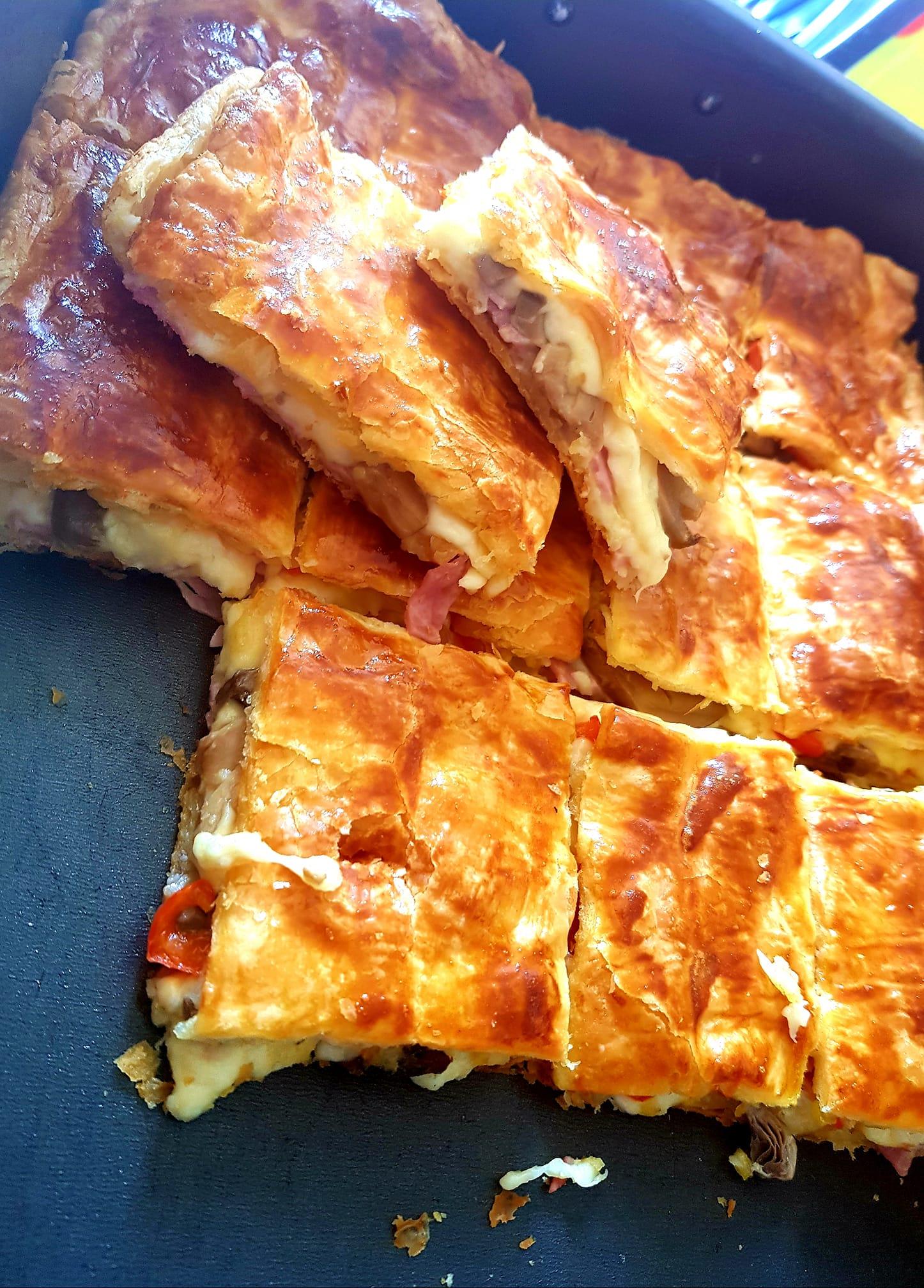 σκεπαστή_πίτσα_με_φύλλο σφολιάτας_