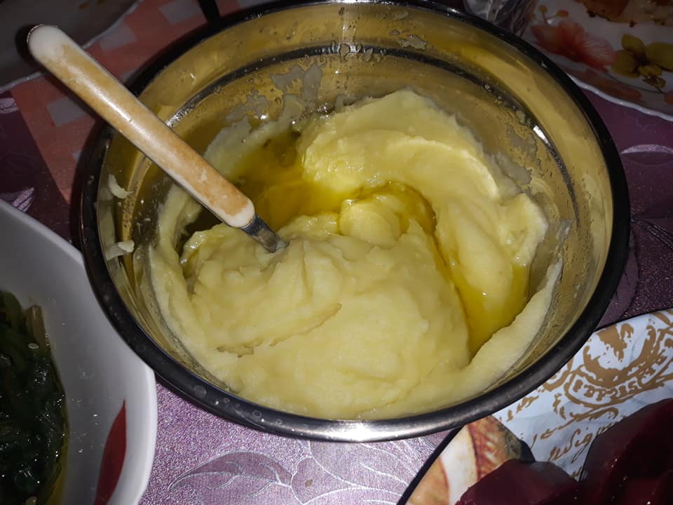 σκορδαλιά_με_καρύδια_και_πατάτα_