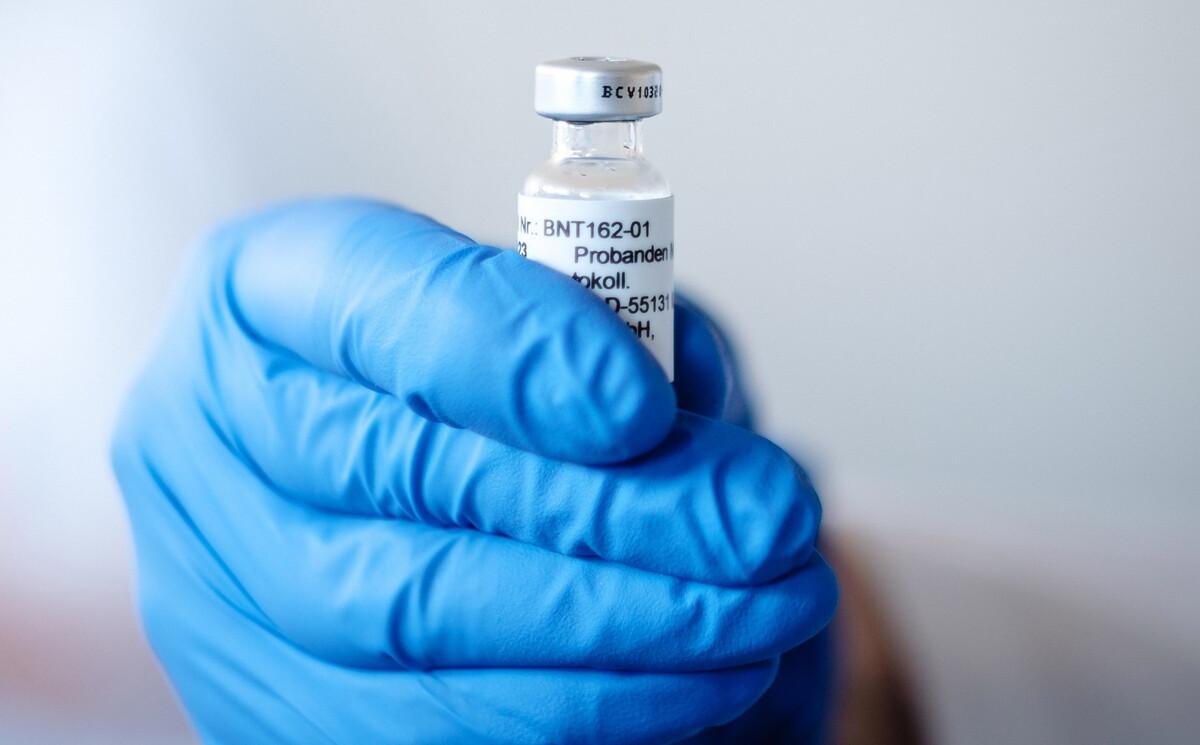 Θα μπει το εμβόλιο του κορωνοϊού στον υποχρεωτικό εμβολιασμό παιδιών που πάνε σχολείο;