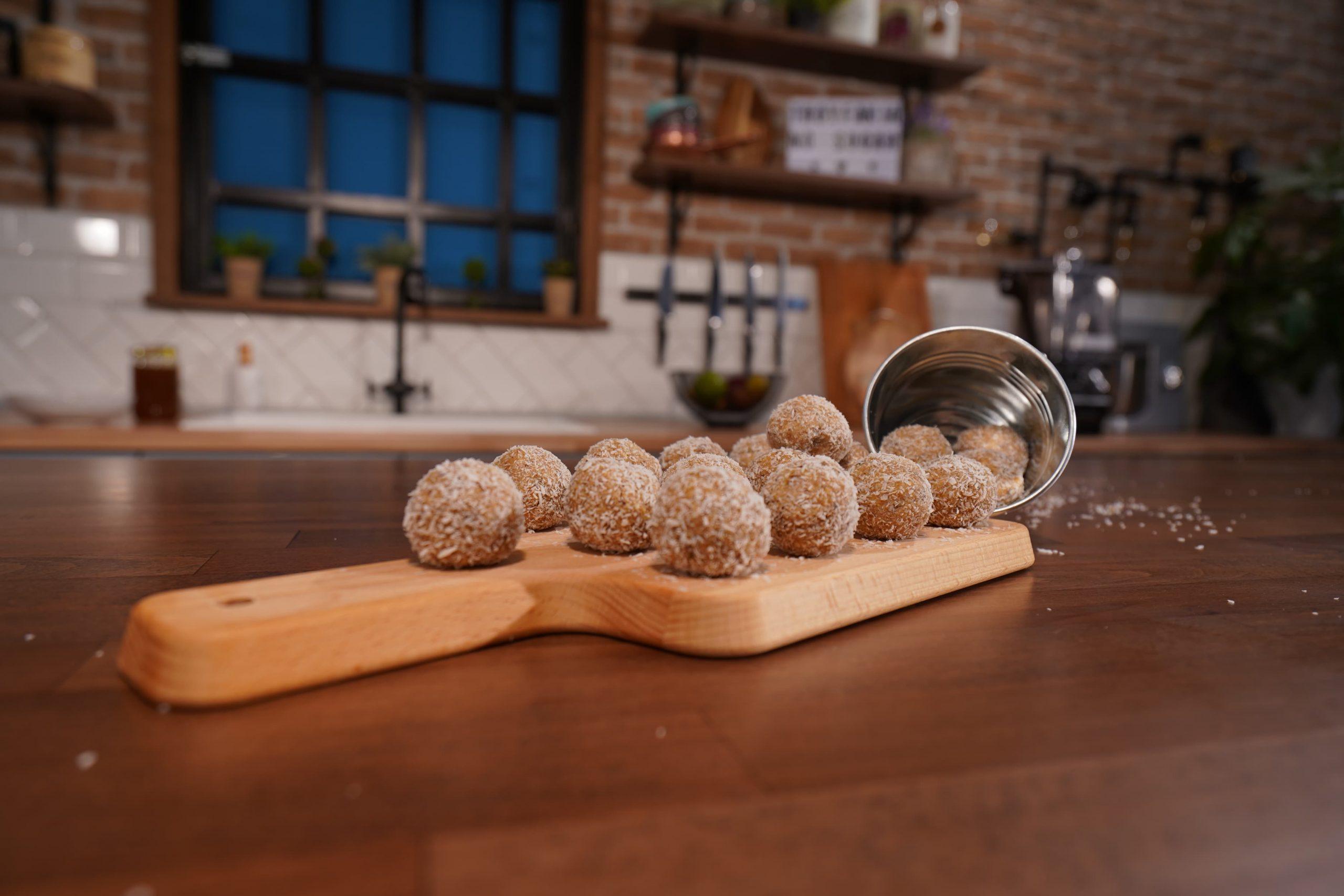 Νηστίσιμα_ τρουφάκια_ χωρίς _ζάχαρη_ Συνταγή_ 