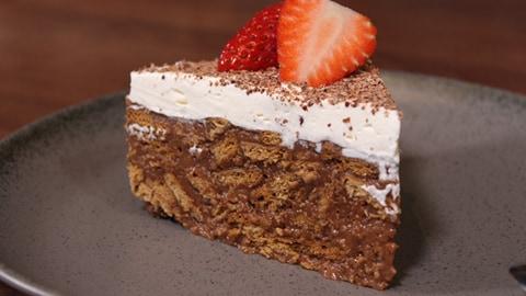 Συνταγή για _ Νηστίσιμη _Τούρτα_ Κατσαρόλας_ από τον_ Δημήτρη_ Μιχαηλίδη_