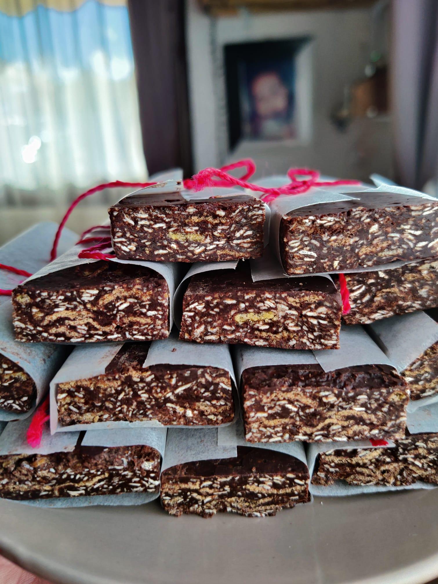 Μπάρες_ δημητριακών _με σοκολάτα, _μέλι_ και ταχίνι_