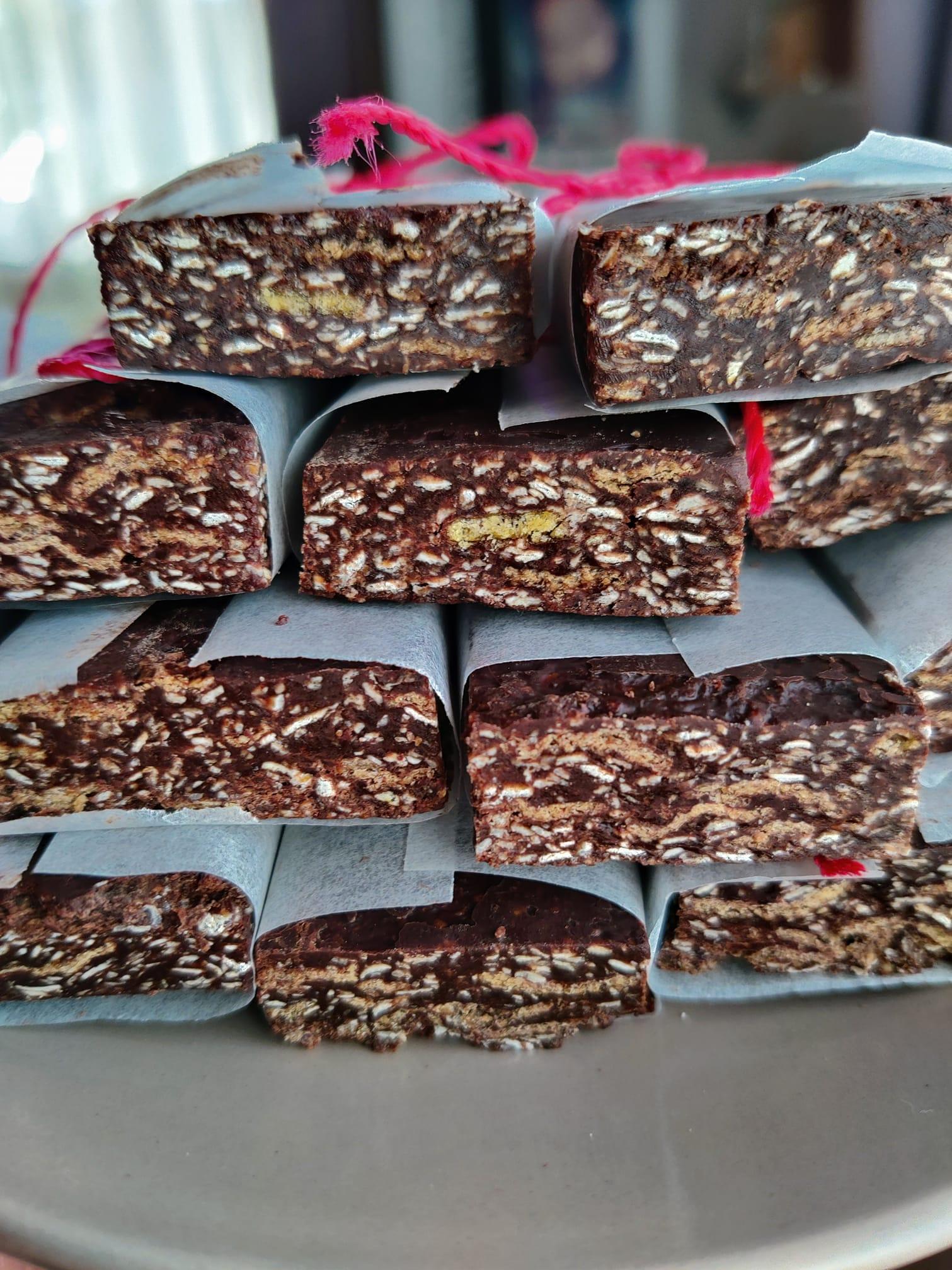  Μπάρες_ δημητριακών _με σοκολάτα, _μέλι_ και ταχίνι_ 