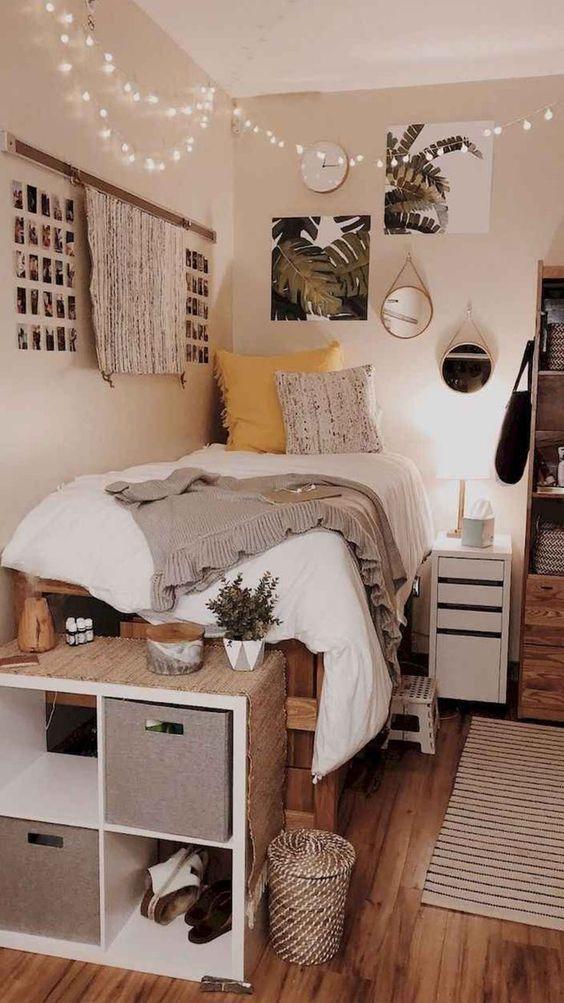 room decor aesthetic_με_λευκά φωτάκια_