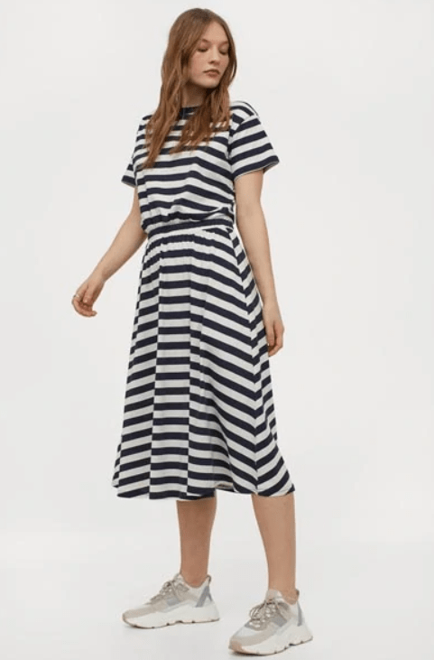 μάξι_φόρεμα_με_ρίγες_ H&M_ Άνοιξη_ 2021_