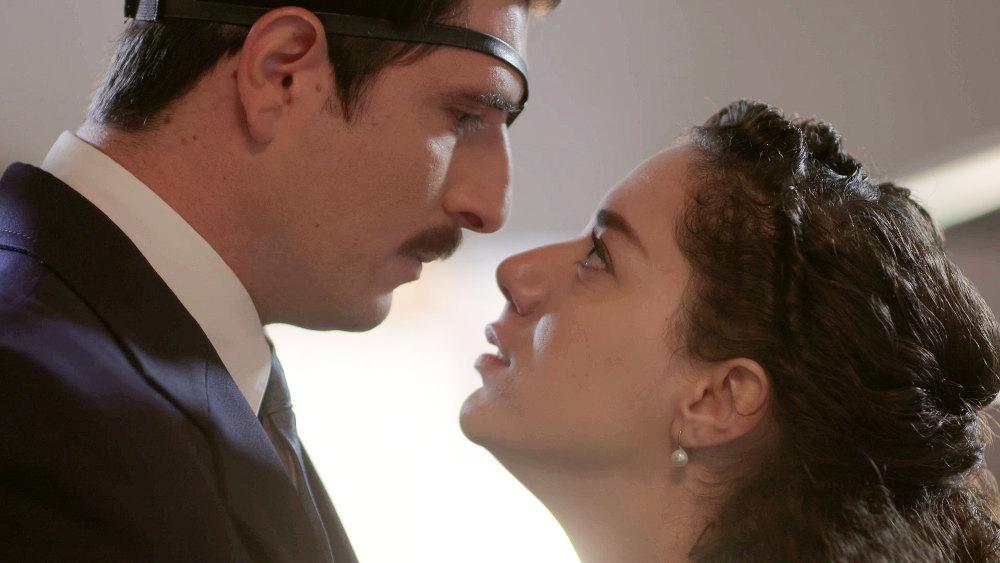 Άγριες Μέλισσες spoiler : Πηνελόπη και Μελέτης ξανά ζευγάρι