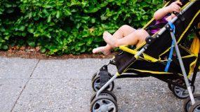 Τραγωδία : Μωρό δύο εβδομάδων βγήκε για την πρώτη του βόλτα ,παρασύρθηκε και σκοτώθηκε από αυτοκίνητο