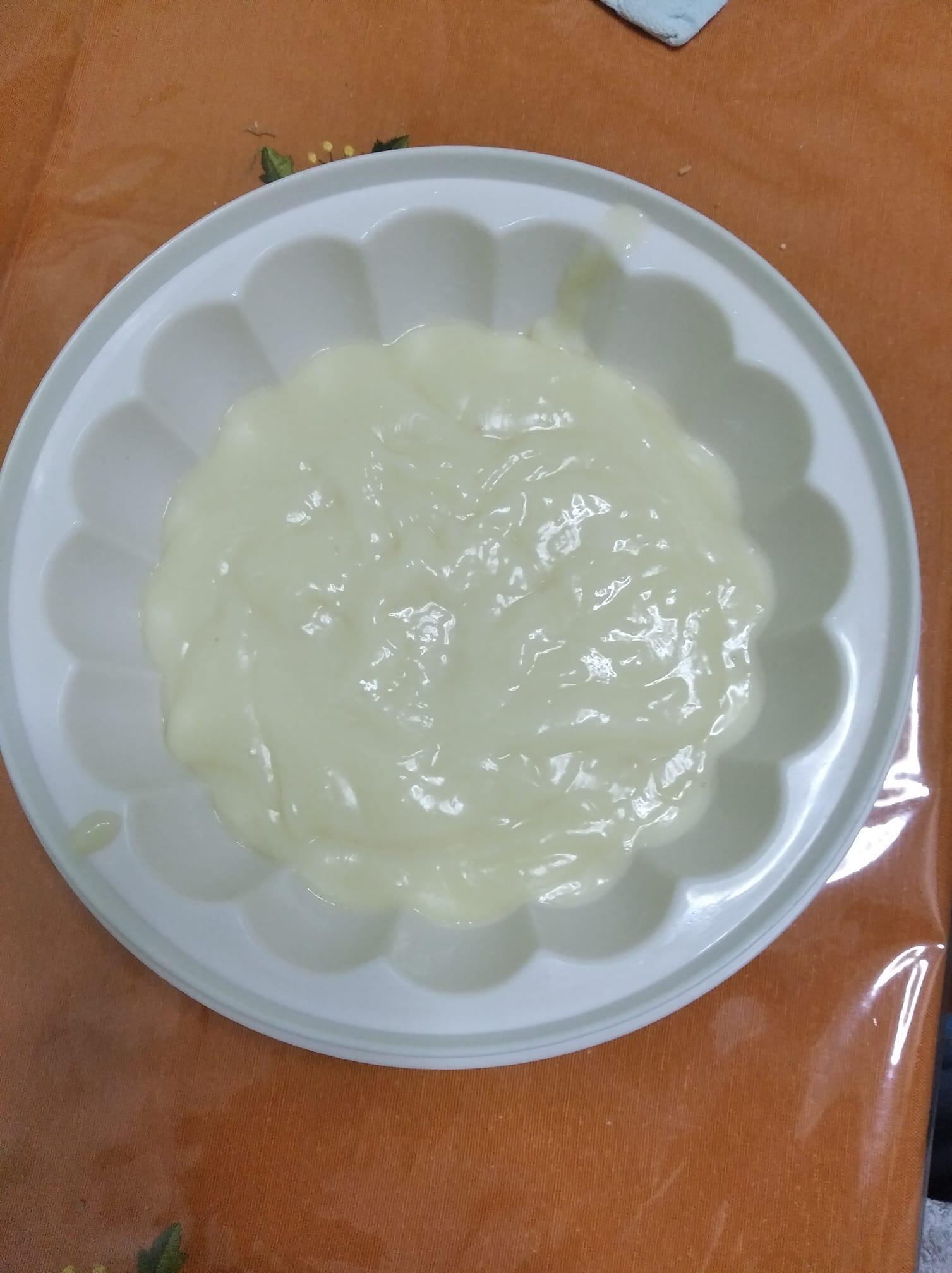 Δίχρωμη_ κρέμα_ σε _φόρμα_ πορτοκάλι-βανίλια_ 