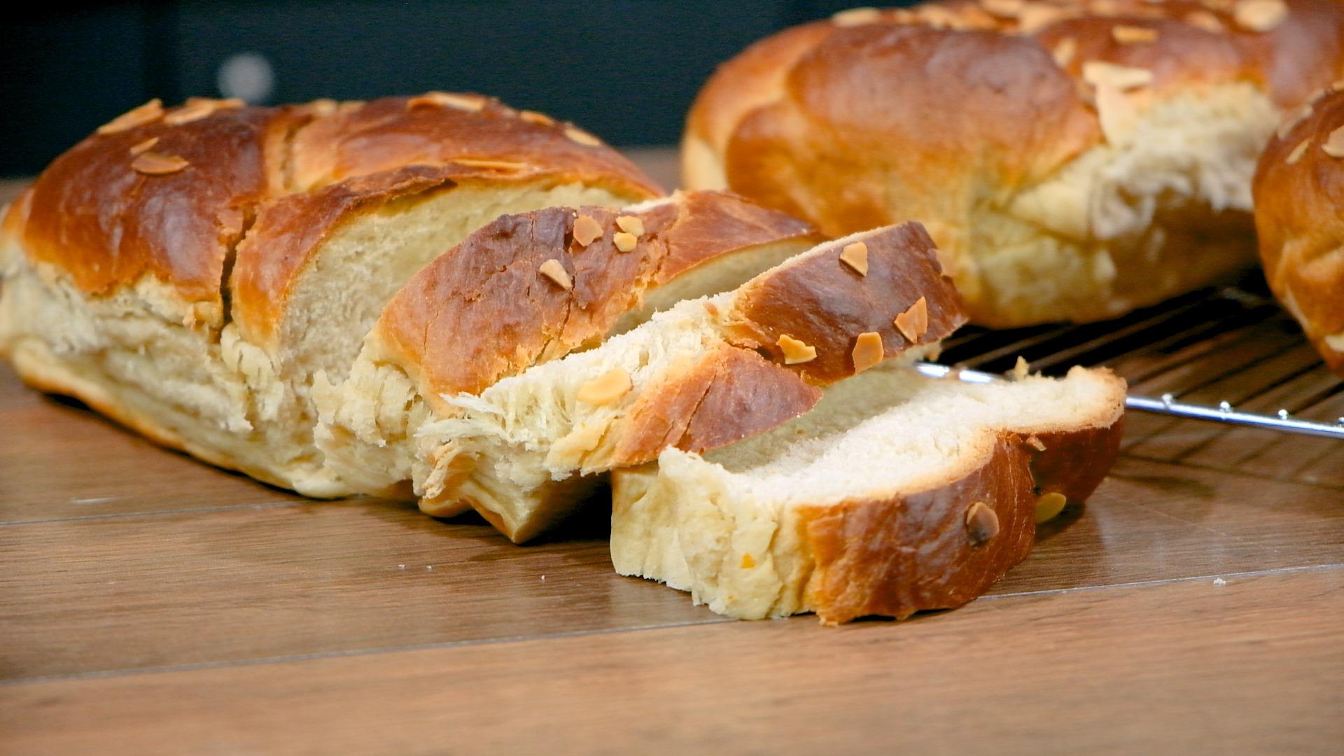 Τα _τσουρέκια _του_ Παναγιώτη_ Παπαδάκη_ Τα _τσουρέκια _του_ Παναγιώτη_ Παπαδάκη_