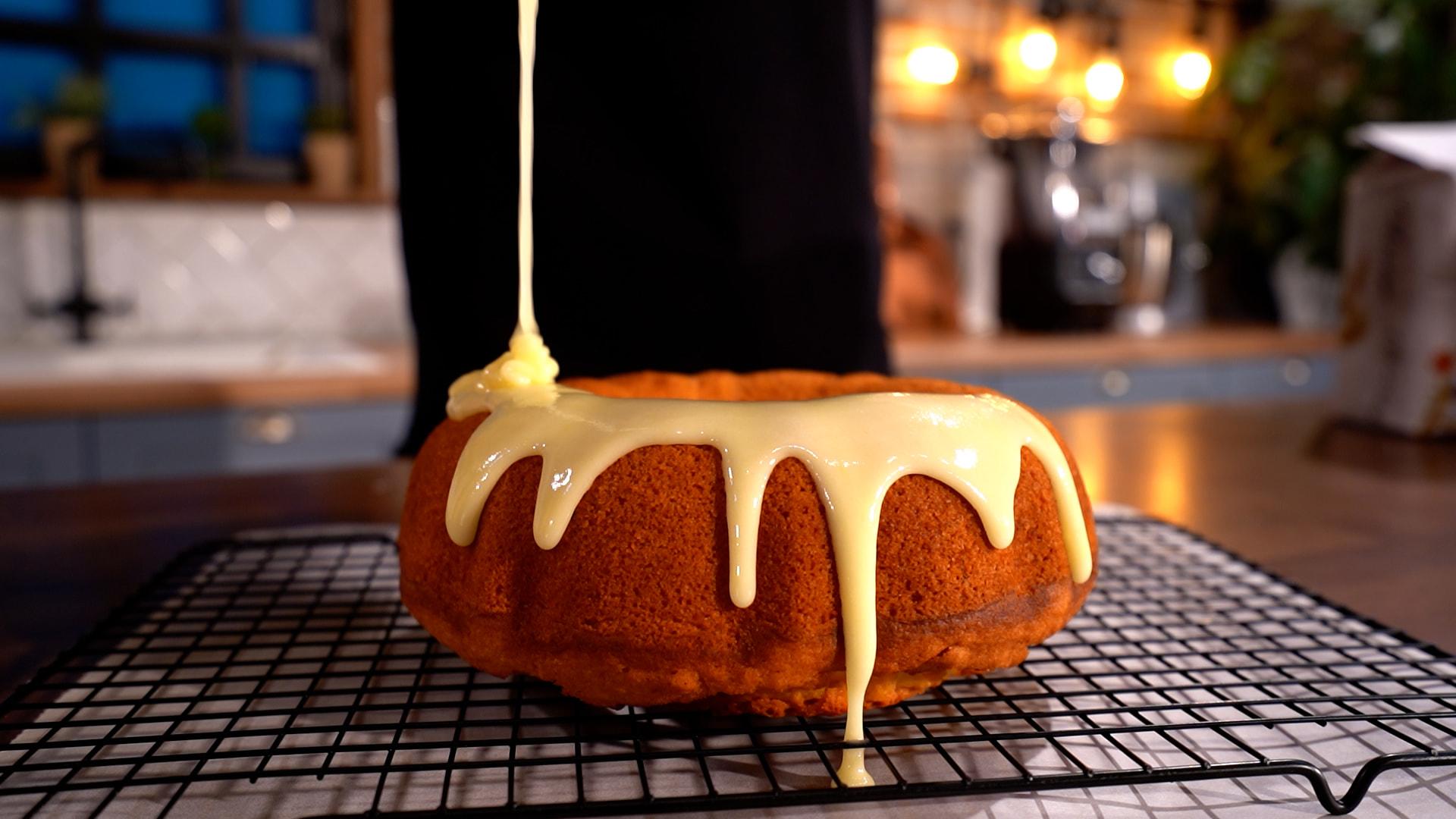 Αφράτο νηστίσιμο κέικ πορτοκαλιού (ΧΩΡΙΣ ΜΙΞΕΡ)