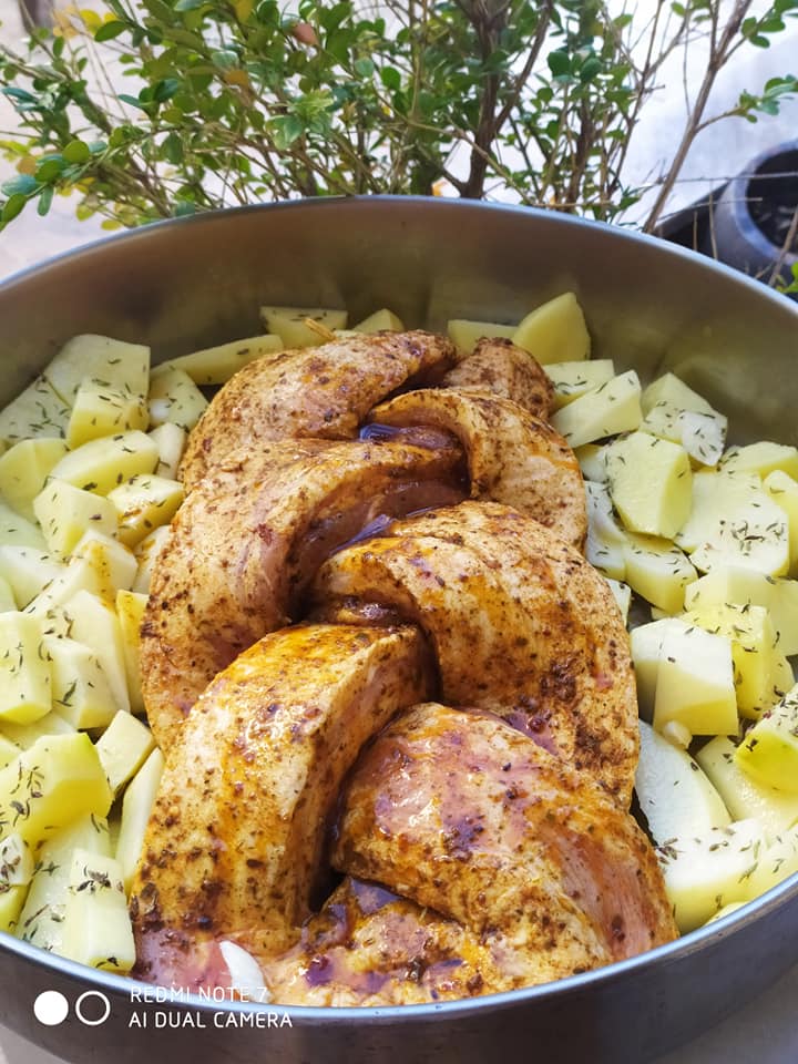 Πανσέτα _πλεξούδα_ στο_ φούρνο_ με _πατάτες_