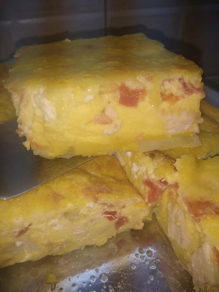 ομελέτα φούρνου_με_κοτόπουλο_που_περίσσεψε_