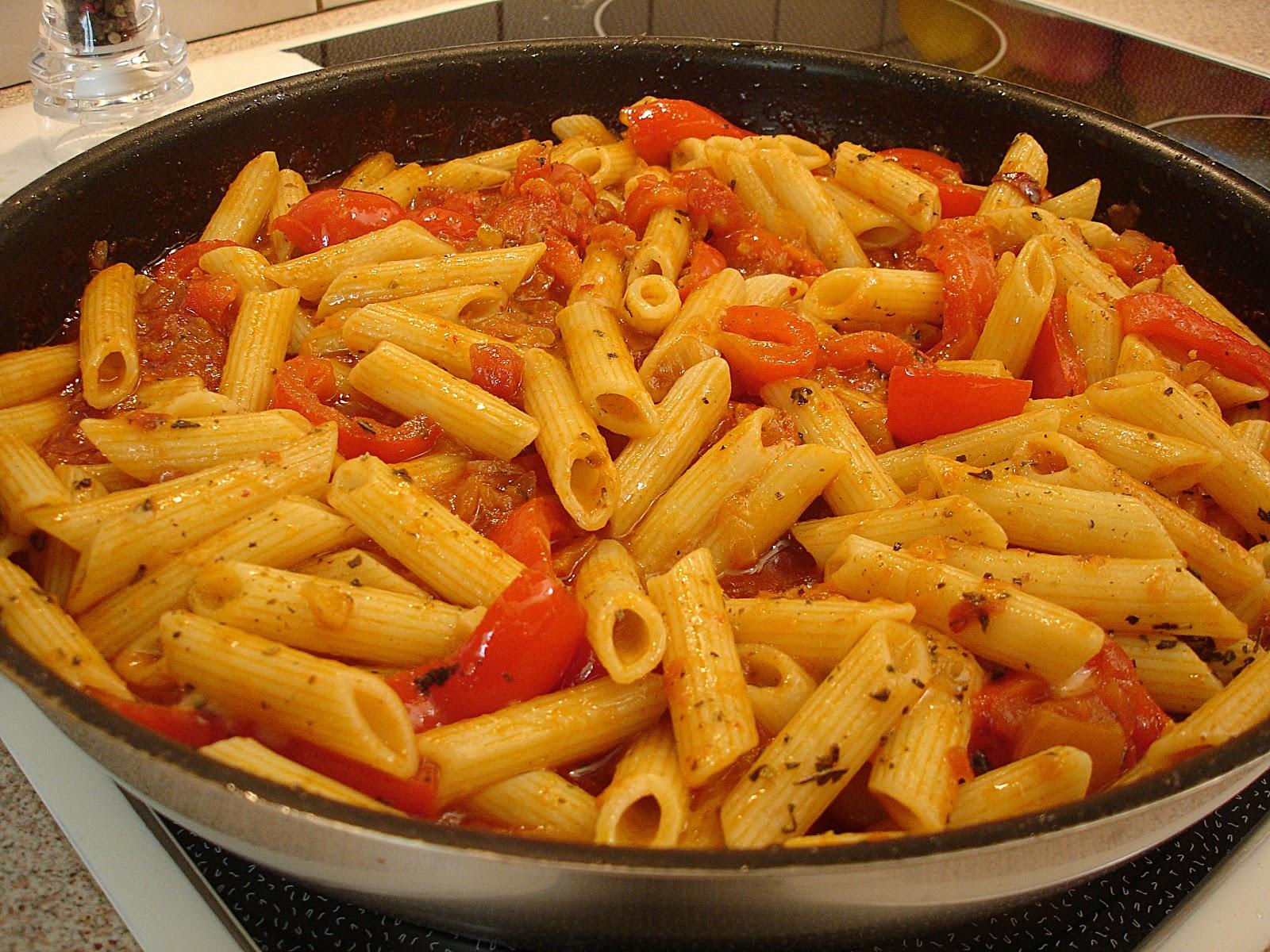 Πένες_ με _σάλτσα_ αραμπιάτα_