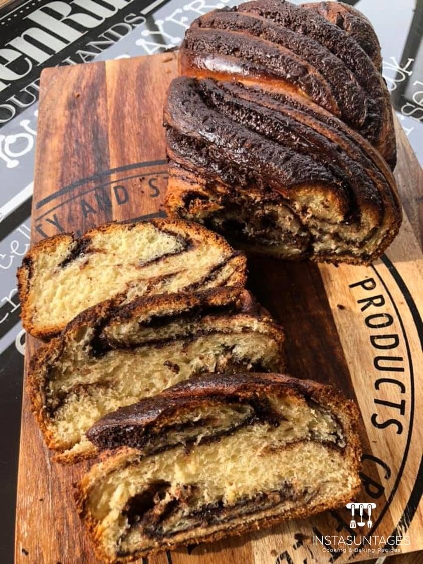 Μπάμπκα: _Το _εβραϊκό_ τσουρέκι_