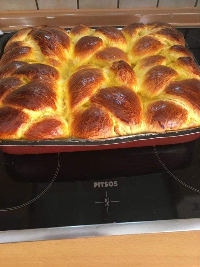 Τα_ τσουρέκια_ της_ Γκόλφως_