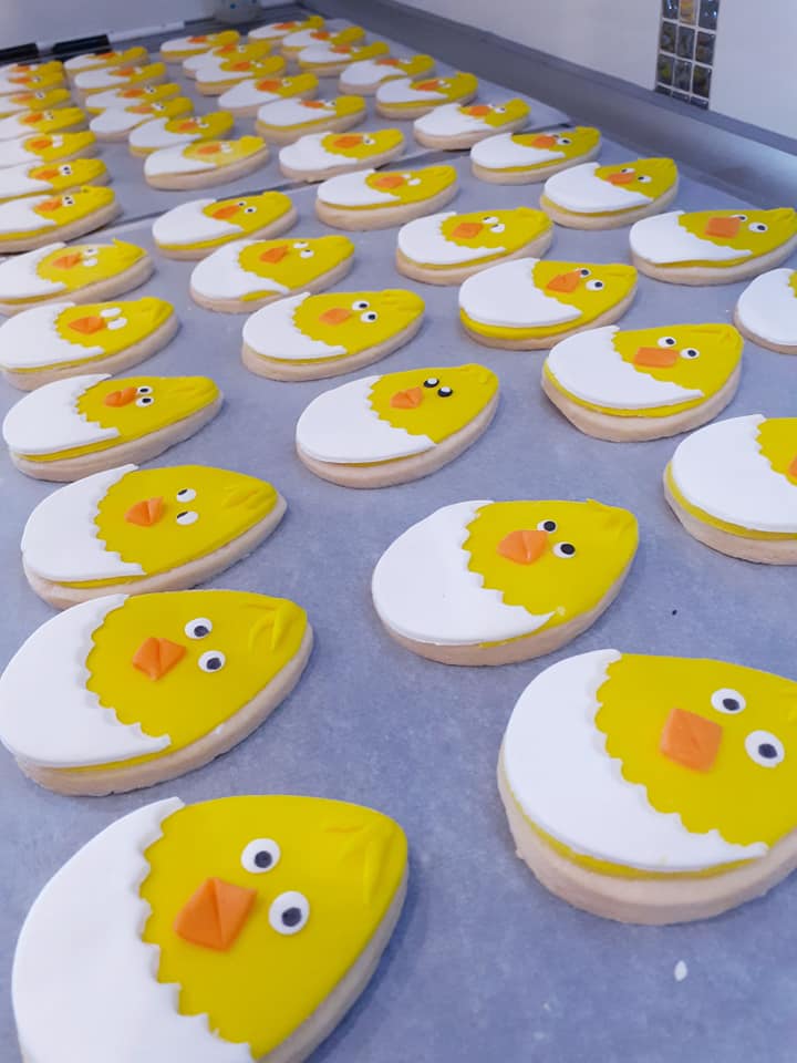 μπισκότα_βουτύρου_με_ζαχαρόπαστα_