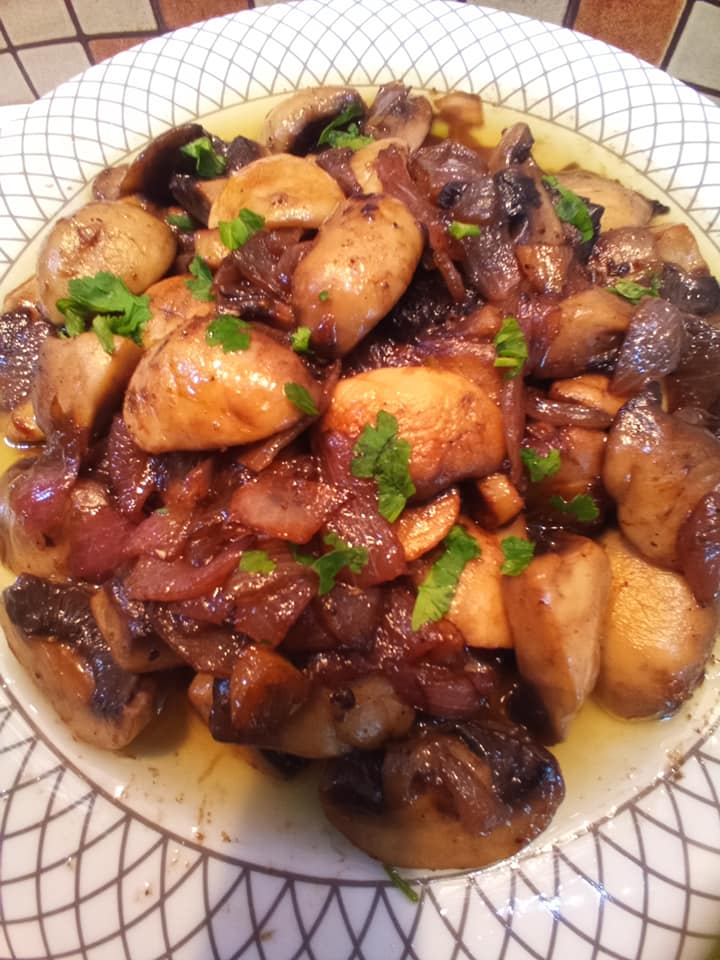 Μανιτάρια _Πόρτο _Μπέλο_ Σωτέ_ για_ την_ Μεγάλη_ Εβδομάδα_ Μανιτάρια _Πόρτο _Μπέλο_ Σωτέ_ για_ την_ Μεγάλη_ Εβδομάδα_