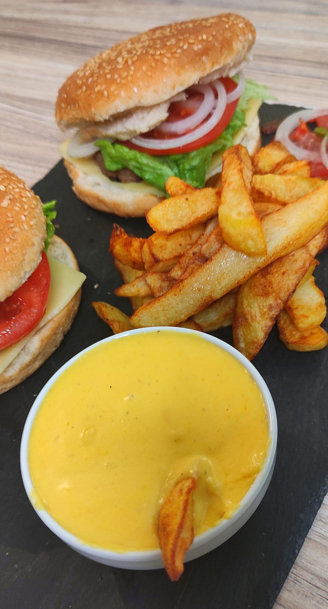 Σάλτσα τυριού για πατάτες, μπιφτέκια και κοτόπουλο