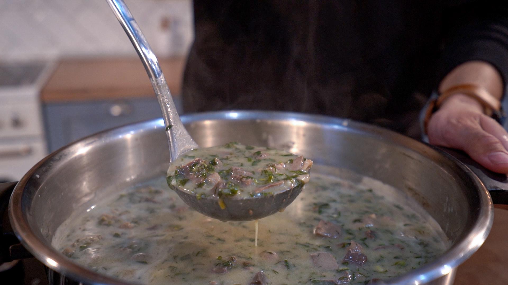 Εύκολη Παραδοσιακή Μαγειρίτσα του Δημήτρη Μιχαηλίδη με όλα τα μυστικά