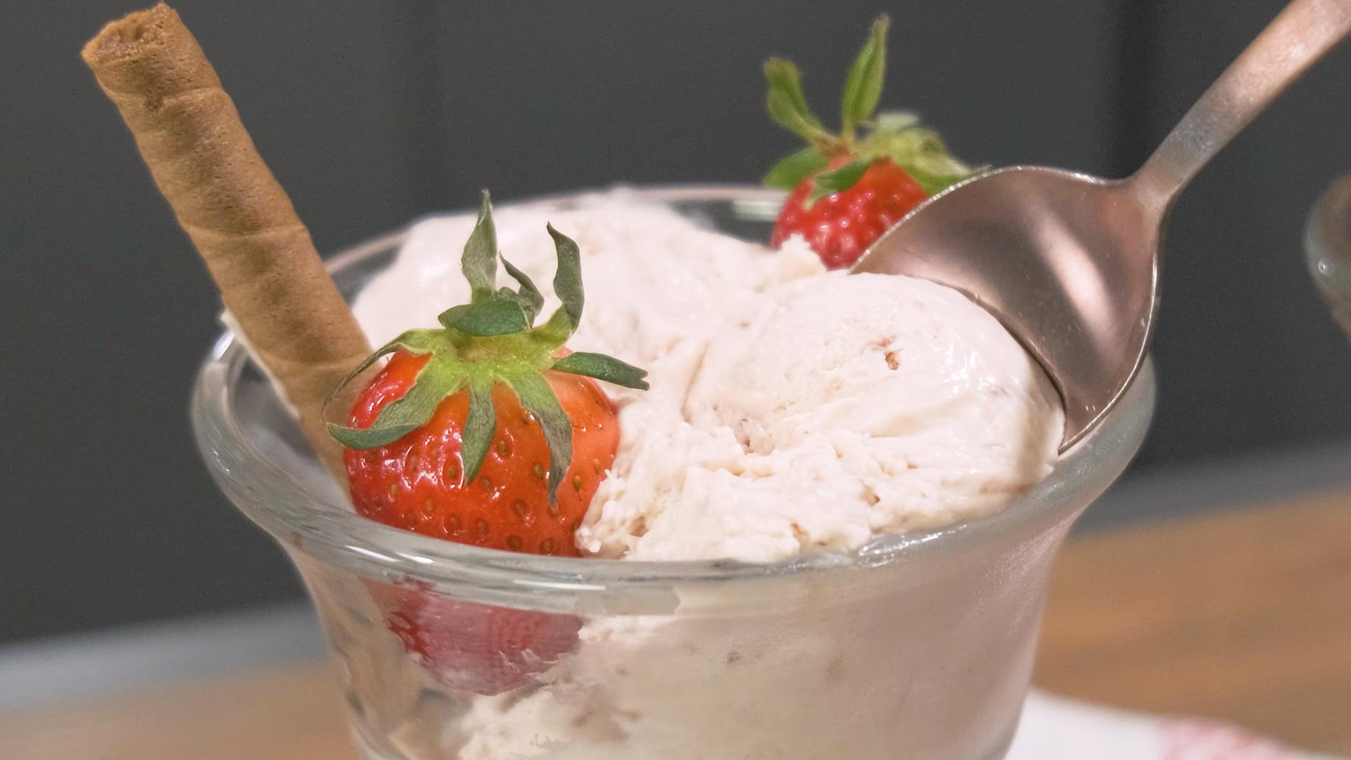 Παγωτό_χωρίς ζάχαρη_με_2_υλικά_