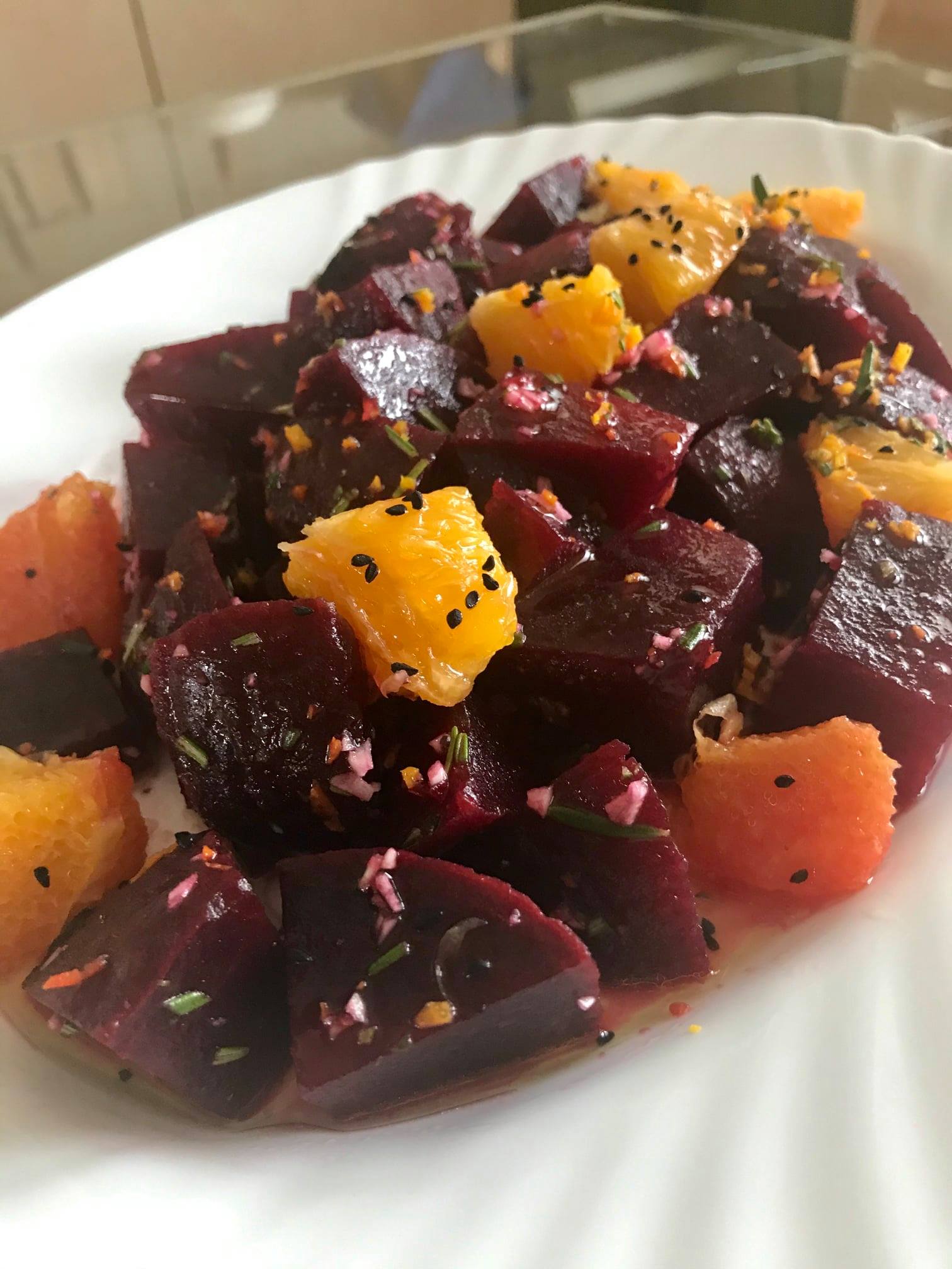 Σαλάτα_με παντζάρι_και_πορτοκάλι_