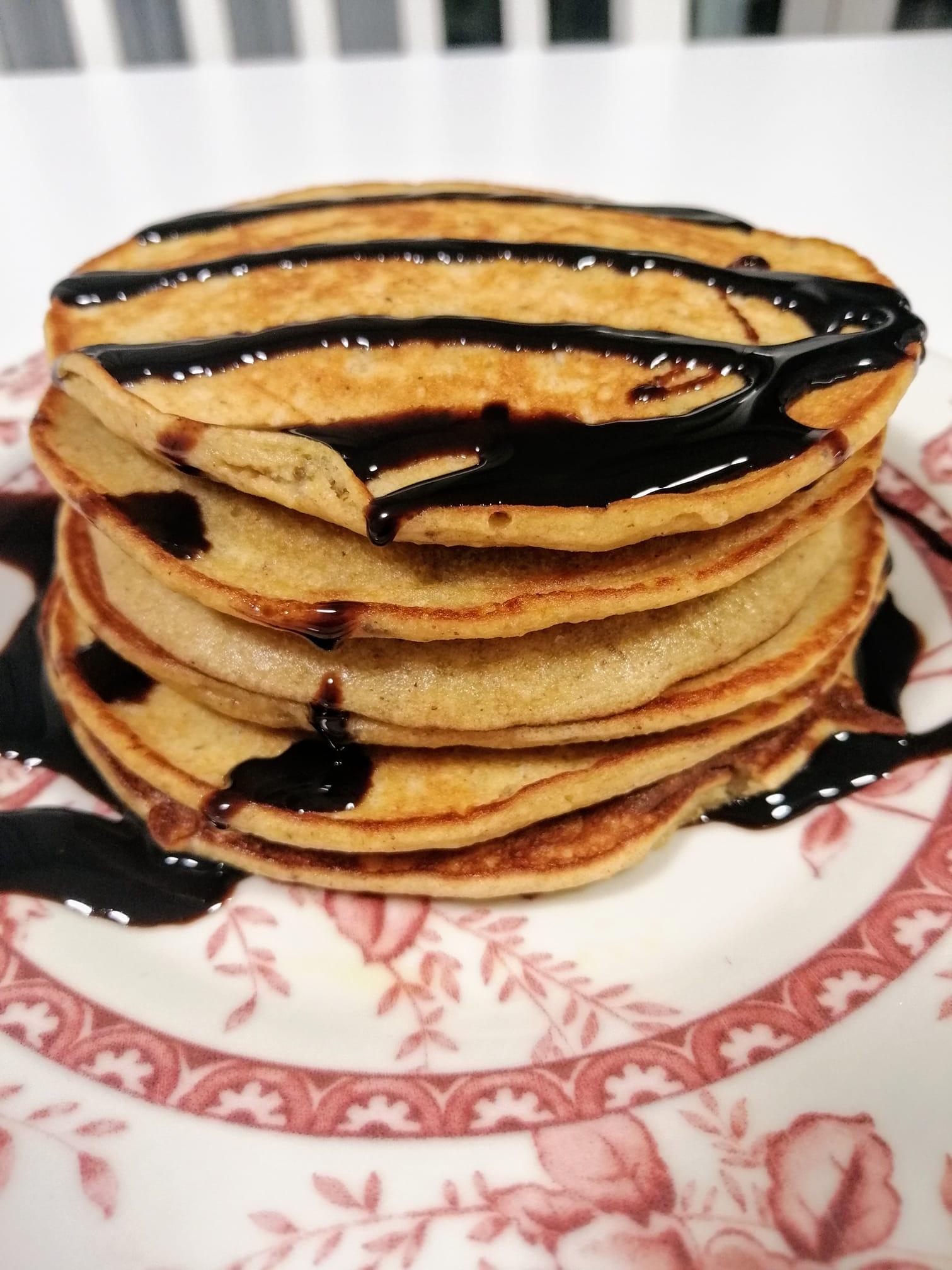 Pancakes_με βρώμη_και_μπανάνα_