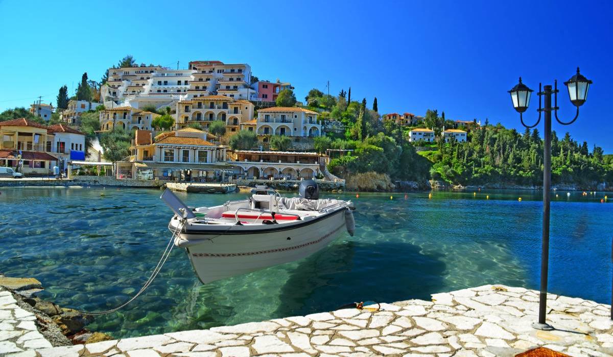 Σύβοτα: Το χωριό της Θεσπρωτίας με τις ωραιότερες παραλίες Σύβοτα: Το χωριό της Θεσπρωτίας με τις ωραιότερες παραλίες _