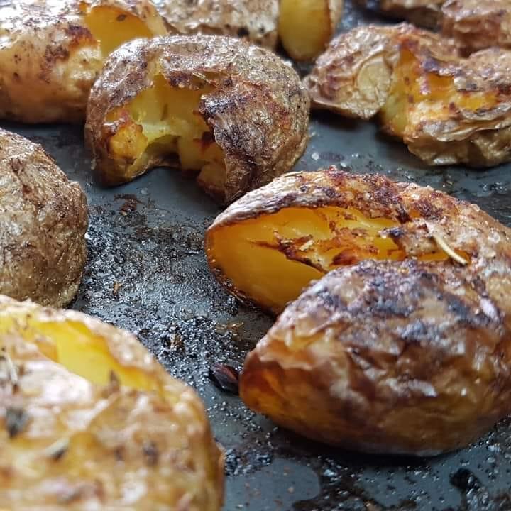 Πατάτες_ τσακιστές_ φούρνου_ (βίντεο)_