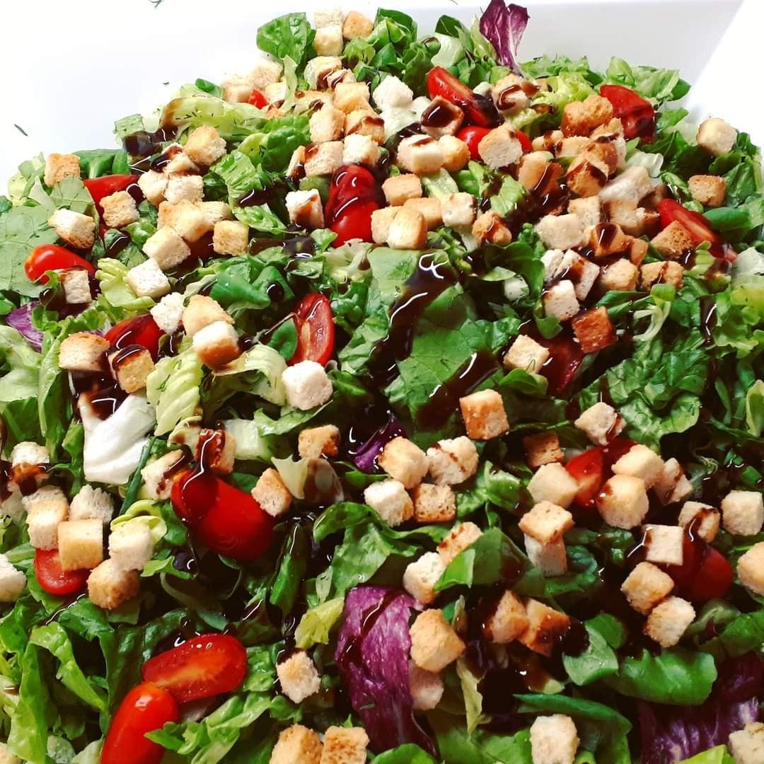 Πράσινη σαλάτα_με_σάλτσα βινεγκρέτ_