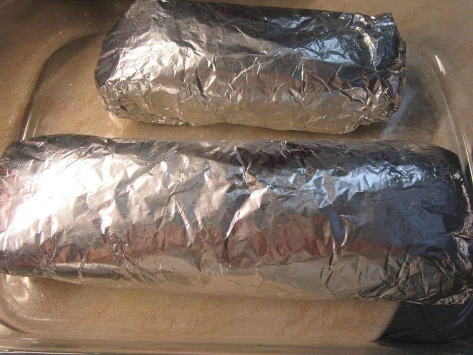 Χοιρινό_ ρολό_ με_αμπελόφυλλα_ Χοιρινό_ ρολό_ με_αμπελόφυλλα_