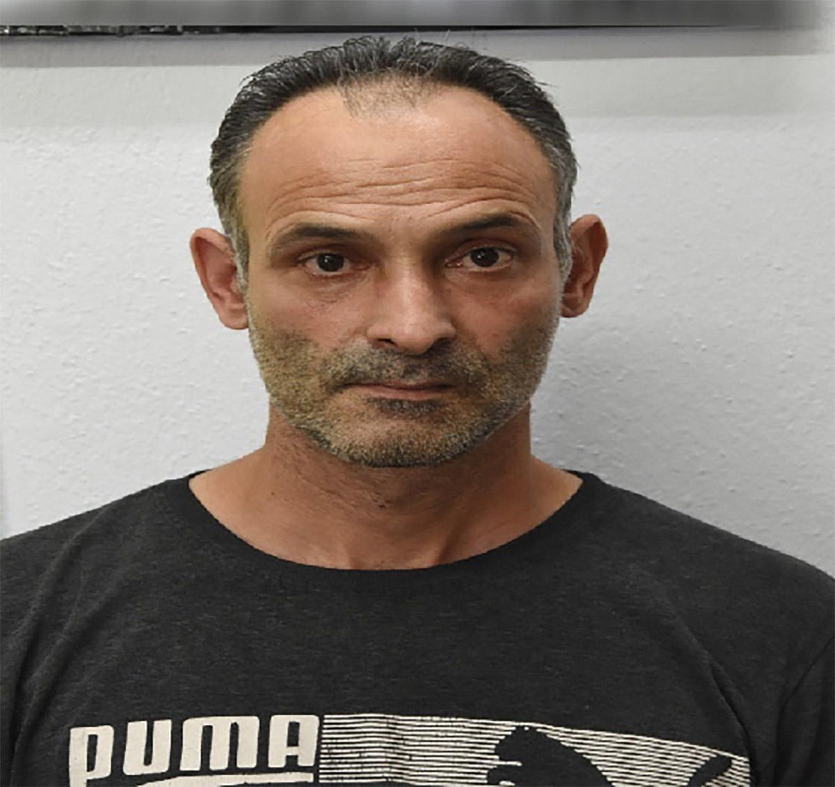 Δειτε τον 44χρονο που κατηγορείται ότι βίασε 15χρονη στη Λιβαδειά