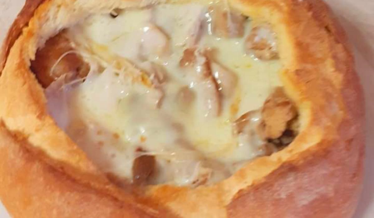 Καρβελάκι_γεμιστό_με χοιρινή τηγανιά_