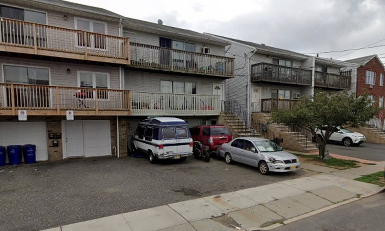 Φρίκη : 3χρονος έπεσε από το παράθυρο του σπιτιού του και το κατασπάραξαν σκυλιά