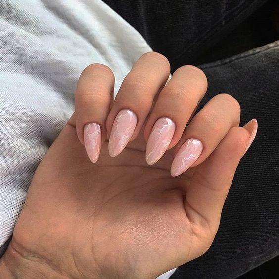 ροζ_νύχια_με_γκλίτερ_