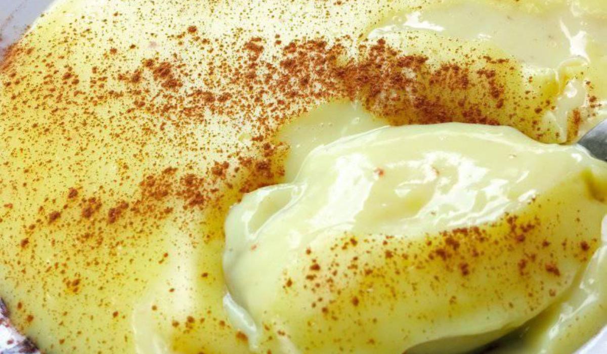 συνταγη-για-κρεμα-αραβοσιτου-σπιτικη-βανιλια