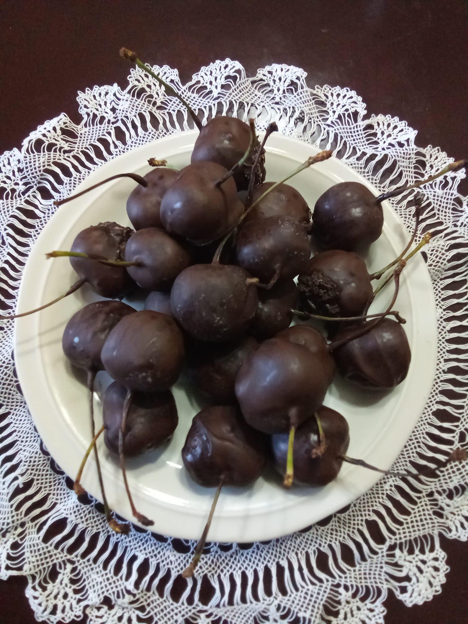 Σοκολατάκια_με κεράσι_