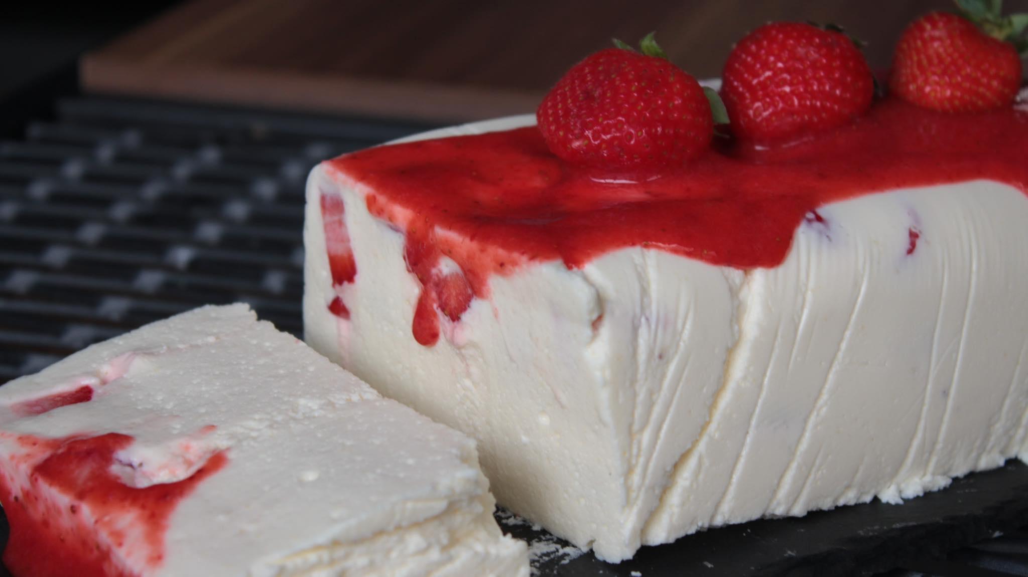 Δροσερό _Γιαουρτογλυκό_ με _Φράουλες_ από_ τον _Δημήτρη_ Μιχαηλίδη_