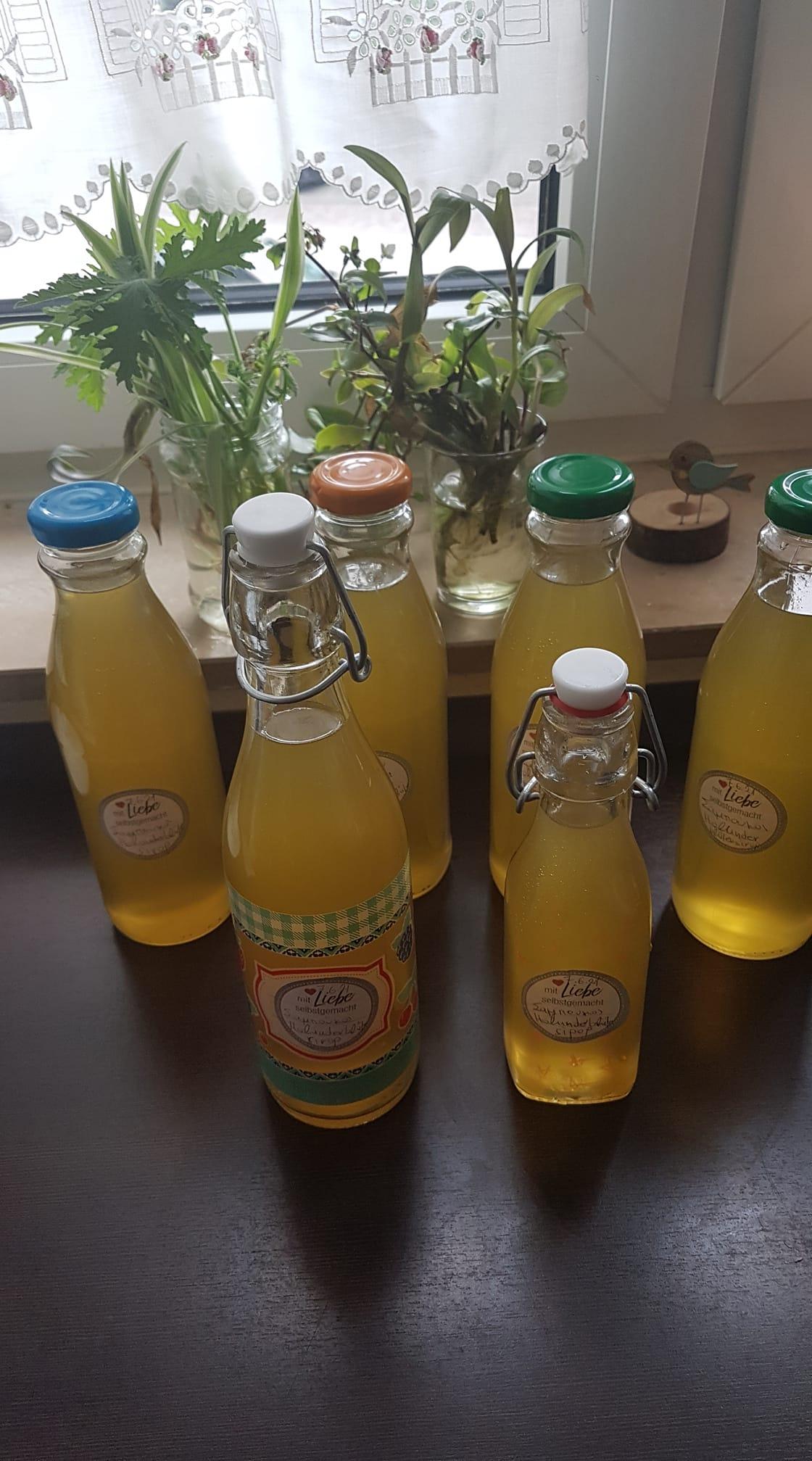 Συνταγή_για_σπιτικό_σιρόπι Σαμπούκου_ Συνταγή_για_σπιτικό_σιρόπι Σαμπούκου_