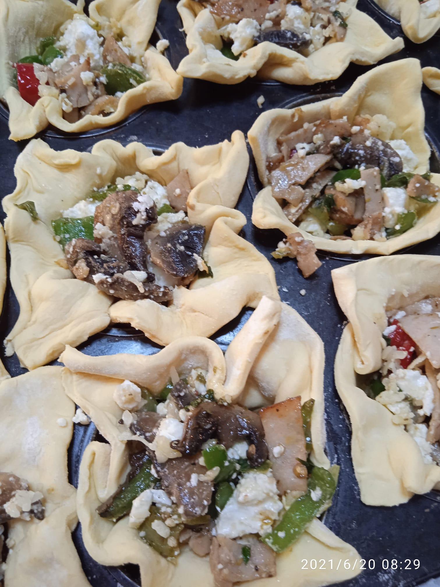 Μανιταρόπιτες_με_φύλλο σφολιάτας_