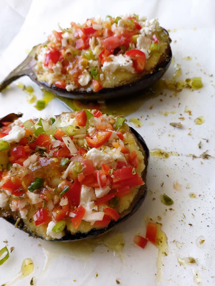 Μελιτζάνες_με φάβα_και_φέτα