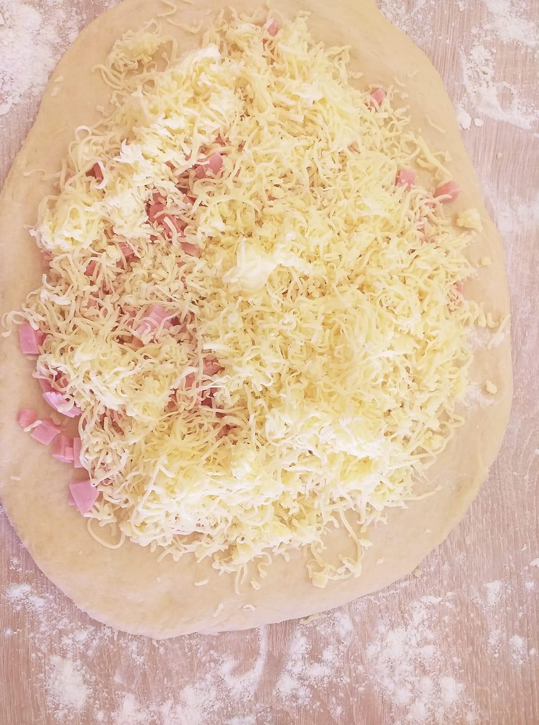 Salami_fluffy_bread_συνταγή_