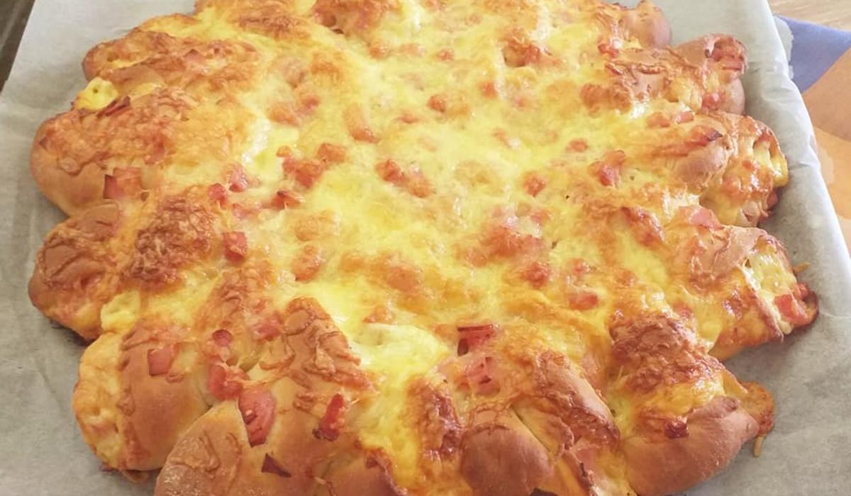 Salami fluffy bread Salami_fluffy_bread_συνταγή_