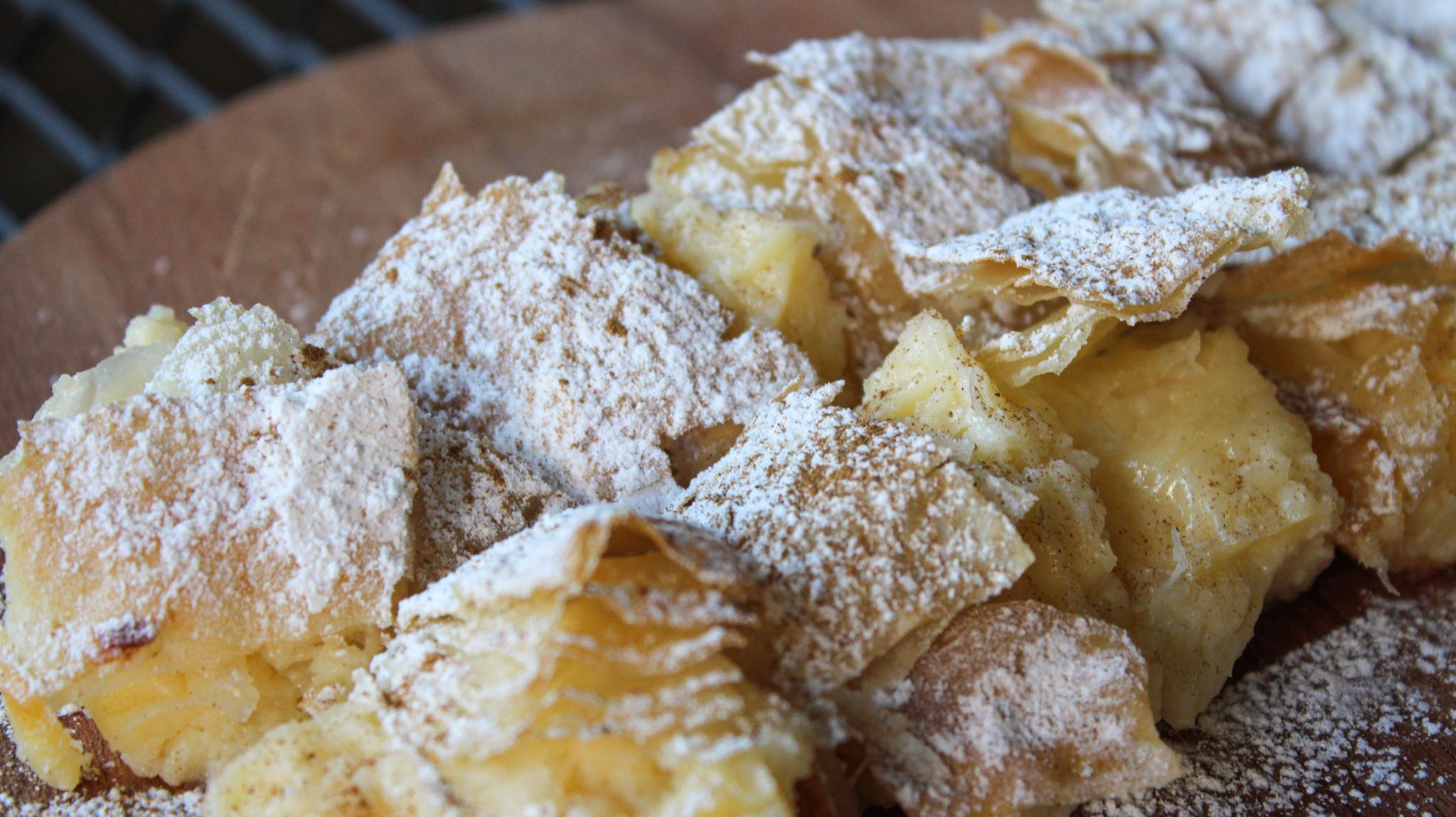 Αλλιώτικη_ μπουγάτσα _με_ φύλλο_ κρούστας_