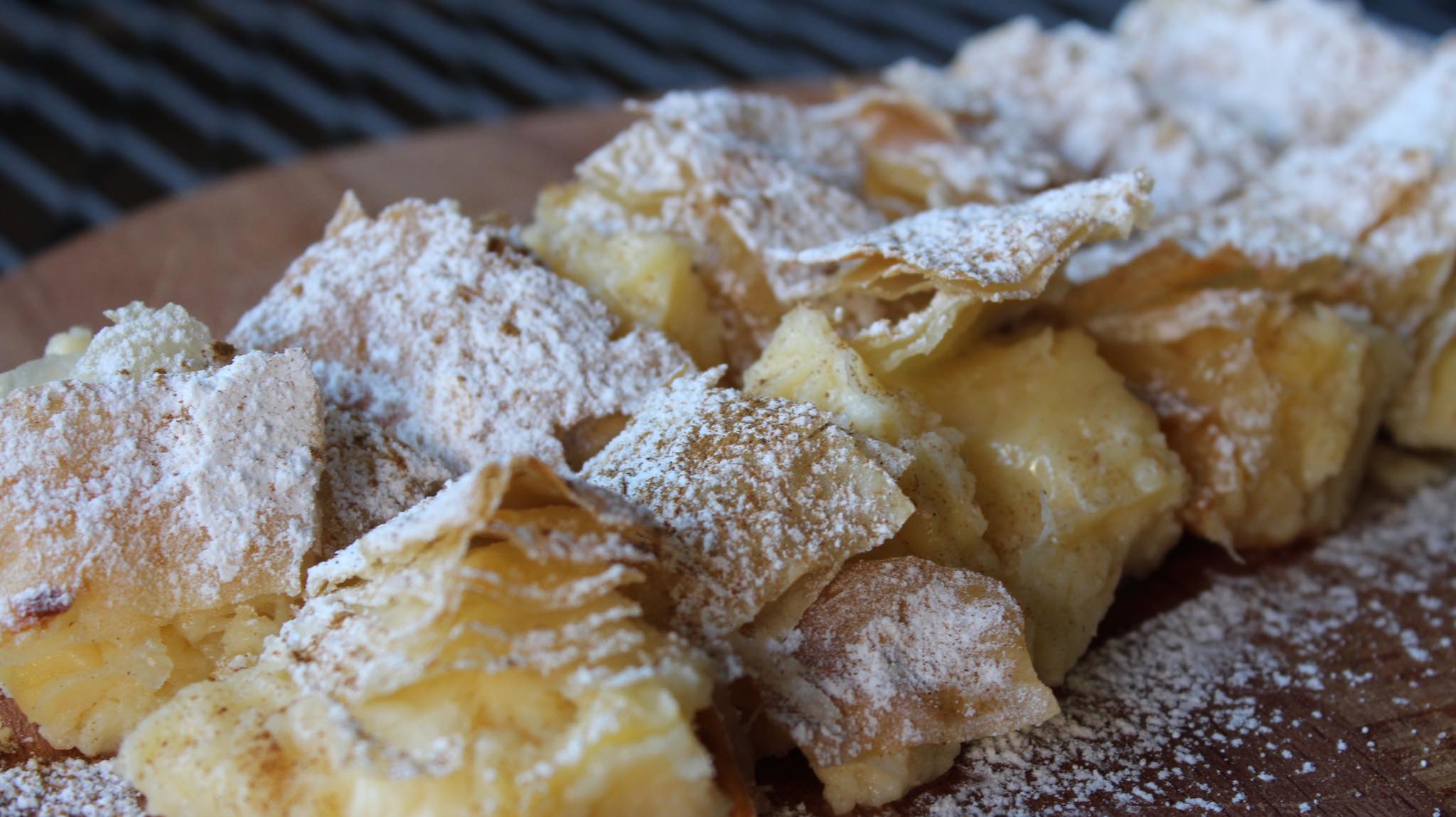 μπουγάτσα_με_φύλλο_κρούστας_