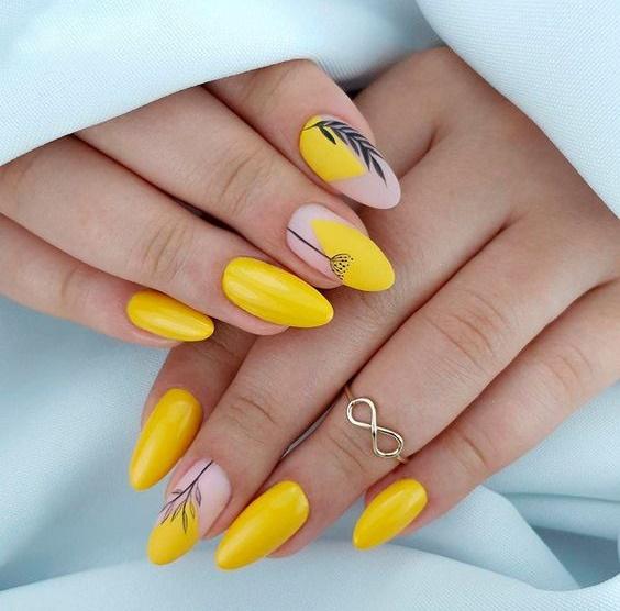 ιδέες για νύχια_σε_κίτρινο_χρώμα_