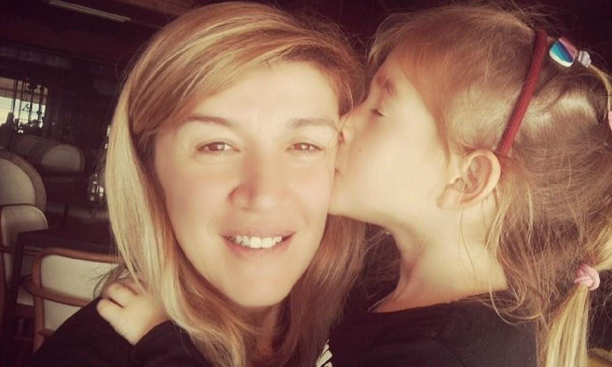 Έρρικα Πρεζεράκου: H συγκινητική ανακοίνωση για την κηδεία της μικρής Αναστασίας