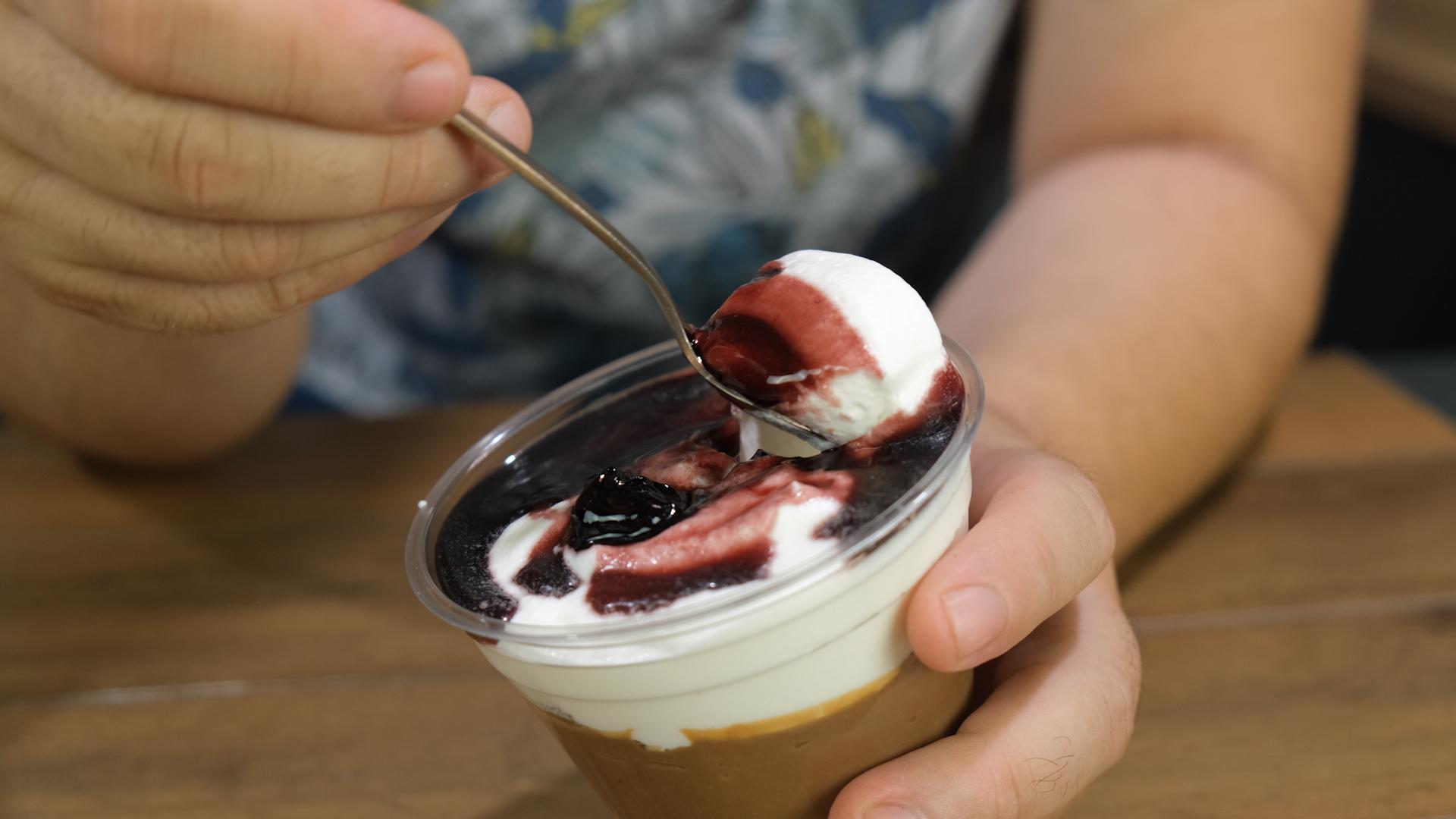 ατομικό_γλυκό_με_γλυκό του κουταλιού_βύσσινο_