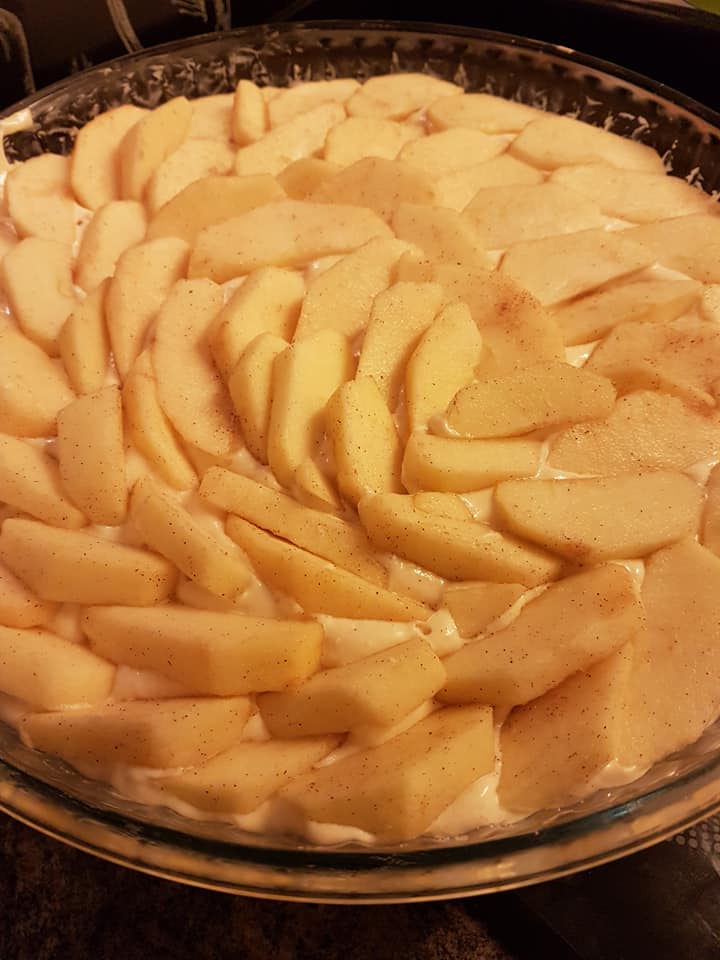 κέικ_μηλόπιτα_με_μαρμελάδα_