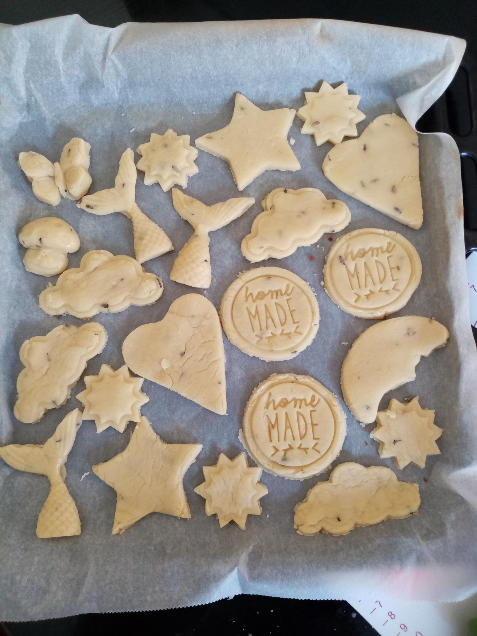 Μπισκότα- βουτύρου- με- λεβάντα- και- λεμονι-